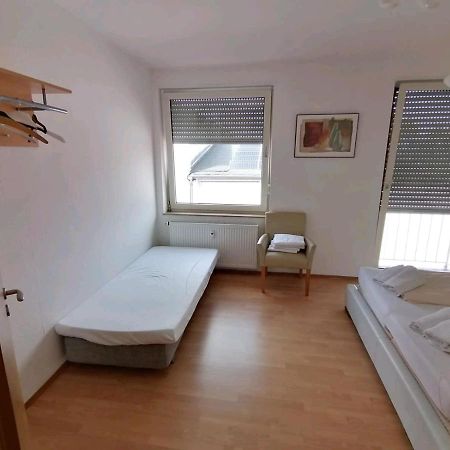 Apartment Mit 3 Schlafzimmer Kaiserslautern Exterior photo