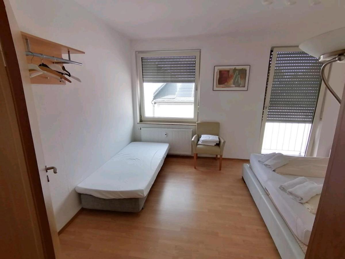 Apartment Mit 3 Schlafzimmer Kaiserslautern Exterior photo